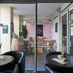 Hotel Restaurant Le Commerce Navarrenx