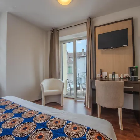 Logis Le Commerce Navarrenx