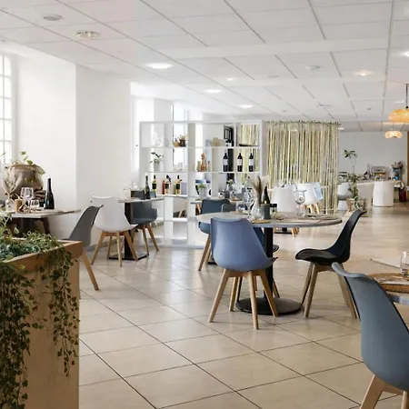 Restaurant Le Commerce Hotel Navarrenx