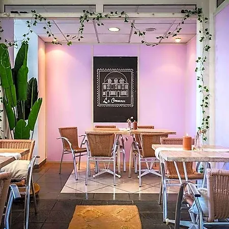 Hotel Restaurant Le Commerce Navarrenx